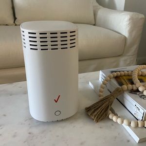 Verizon Router (no cords, just router)